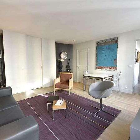 Champagne Apartment Париж Екстериор снимка