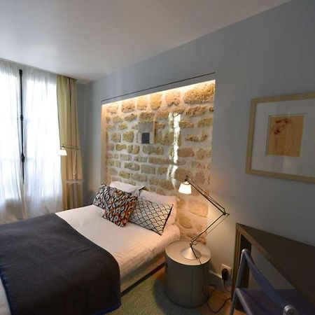 Champagne Apartment Париж Екстериор снимка