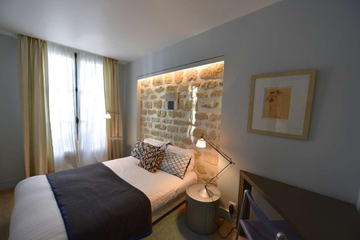 Champagne Apartment Париж Екстериор снимка